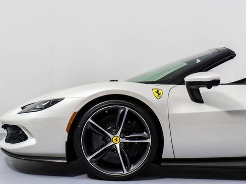 Certified 2025 Ferrari 296 GTS image 28