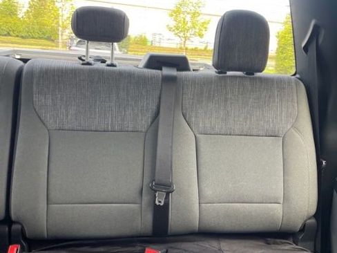 Used 2021 Ford F150 XLT w/ Trailer Tow Package image 7