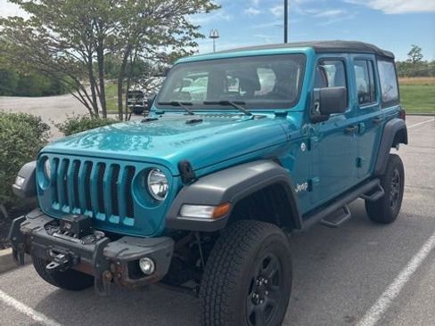 Used 2019 Jeep Wrangler Unlimited Sport image 2