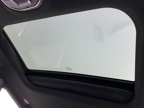 New 2026 Jeep Grand Cherokee Altitude image 26