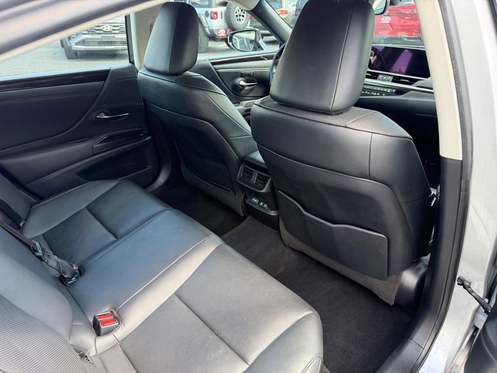 Used 2019 Lexus ES 350 w/ Premium Package FWD image 26