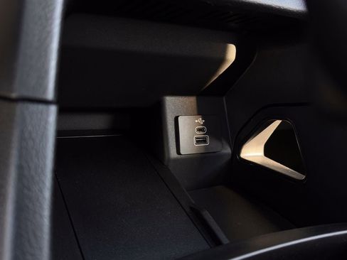 New 2025 Ford Ranger XLT w/ FX4 Off-Road Package image 33