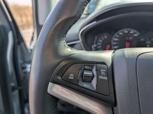 Used 2019 Chevrolet Trax LT w/ LT Convenience Package image 12