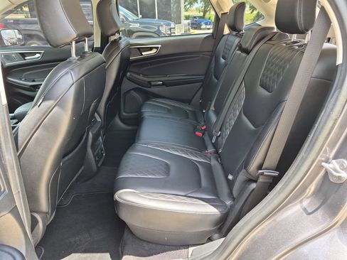 Used 2023 Ford Edge Titanium AWD/4WD image 20
