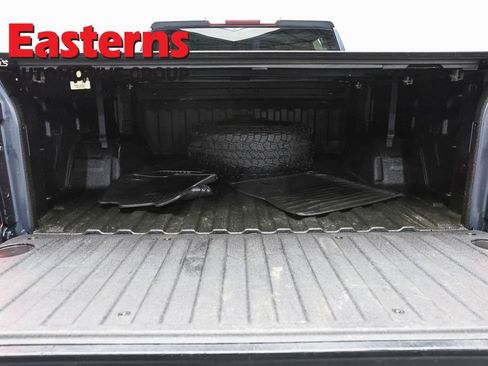 Used 2020 Chevrolet Silverado 1500 LT w/ Convenience Package AWD/4WD image 9
