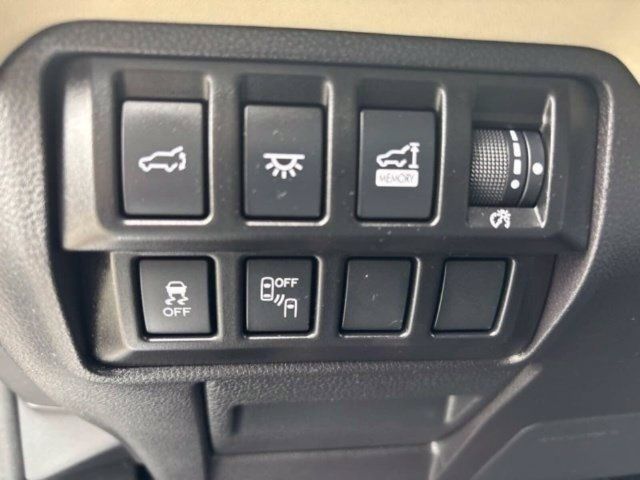 Used 2021 Subaru Ascent Limited w/ Popular Package #2A AWD/4WD image 17