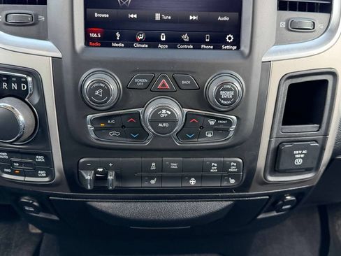 Used 2018 RAM 1500 Big Horn AWD/4WD image 30