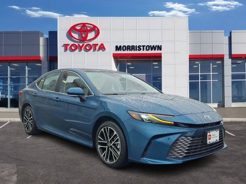 Certified 2025 Toyota Camry XLE w/ Premium Plus Package image 1