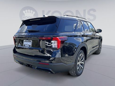 New 2026 Ford Explorer ST-Line image 7
