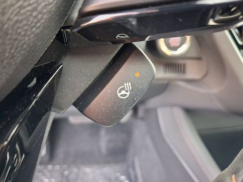 Used 2026 Subaru Forester Touring image 33