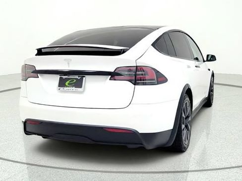 Used 2023 Tesla Model X AWD/4WD image 8