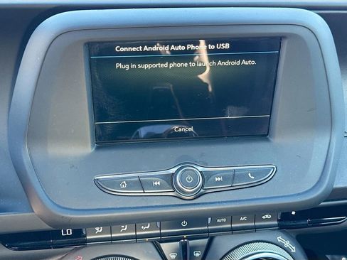 Used 2019 Chevrolet Camaro LT image 30