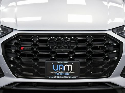 Used 2023 Audi SQ5 Premium Plus w/ Premium Plus Package image 86