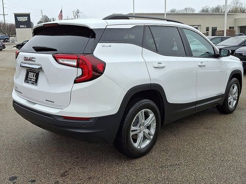 Certified 2023 GMC Terrain SLE w/ Driver Convenience Package image 9