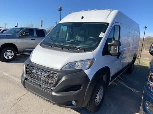New 2025 RAM ProMaster 2500 w/ Convenience Group image 3