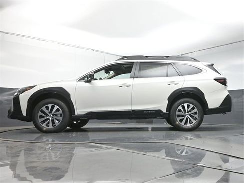 New 2025 Subaru Outback Premium image 37