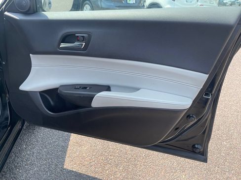 Used 2016 Acura ILX FWD image 21