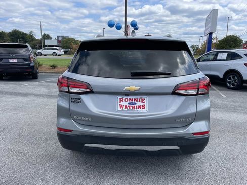 Used 2024 Chevrolet Equinox Premier FWD image 5