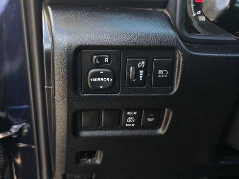 Used 2022 Toyota 4Runner TRD Off-Road Premium w/ Moonroof Package AWD/4WD image 27