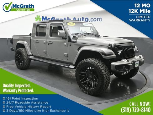 Used 2023 Jeep Gladiator Overland AWD/4WD image 1