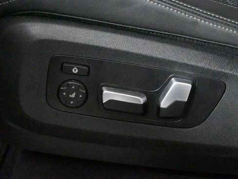 Used 2025 BMW X5 xDrive50e w/ Parking Assistance Package image 26