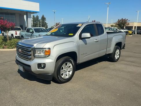 Used 2017 GMC Canyon SLE w/ SLE Convenience Package image 3