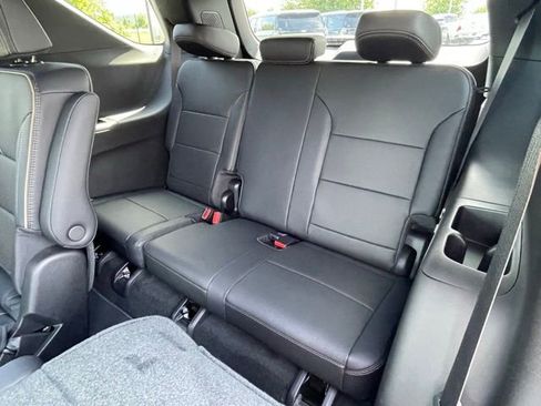 New 2026 Chevrolet Traverse High Country w/ LPO, Floor Liner Package image 34