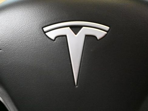 Used 2021 Tesla Model 3 Standard Range Plus RWD image 35