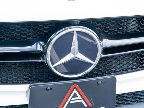 Used 2022 Mercedes-Benz CLA 35 AMG 4MATIC image 6