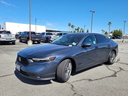 Used 2024 Honda Accord EX image 9