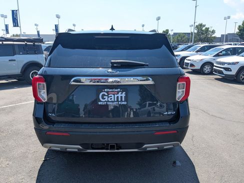 Used 2023 Ford Explorer XLT w/ Equipment Group 202A AWD/4WD image 5