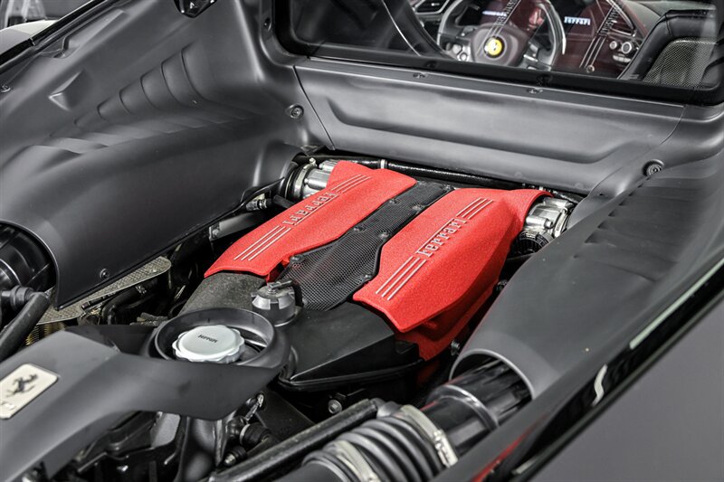 Used 2016 Ferrari 488 GTB RWD image 12