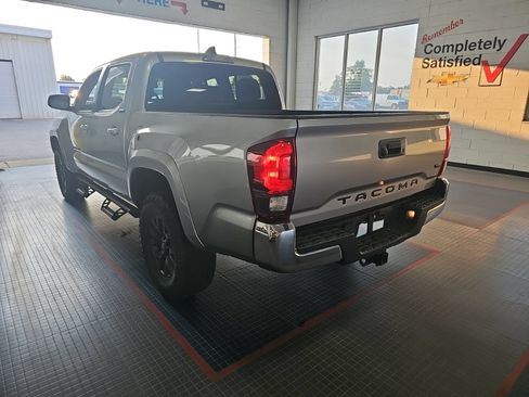 Used 2023 Toyota Tacoma SR5 RWD image 4