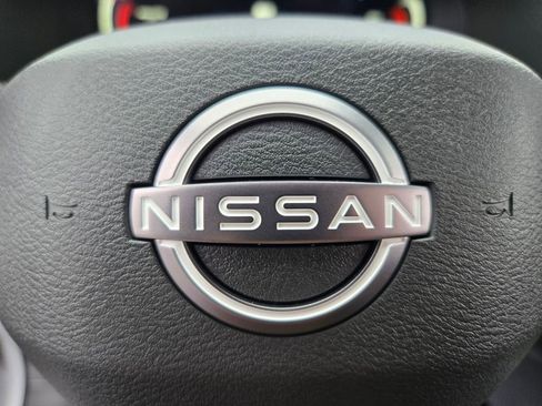 New 2026 Nissan Pathfinder Platinum image 10