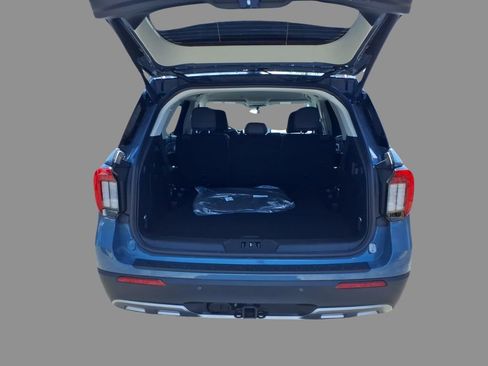 New 2026 Ford Explorer Active AWD/4WD image 8
