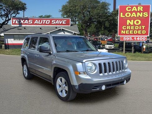 Used 2016 Jeep Patriot Latitude image 1