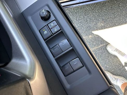 New 2026 Toyota Tundra SR5 AWD/4WD image 19