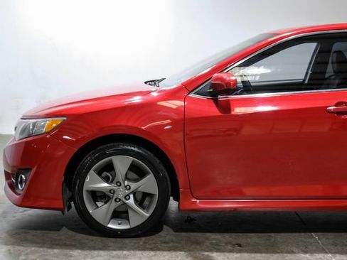 Used 2012 Toyota Camry SE image 15