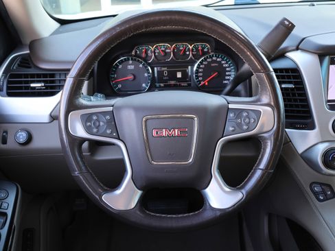 Used 2018 GMC Yukon SLT w/ Open Road Package image 19