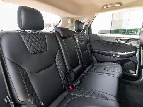 Used 2024 Ford Edge Titanium AWD/4WD image 35