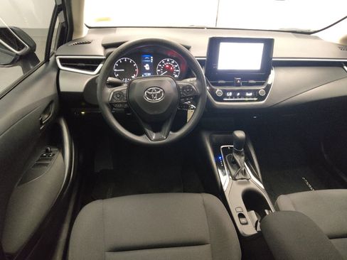 Used 2025 Toyota Corolla LE FWD image 22