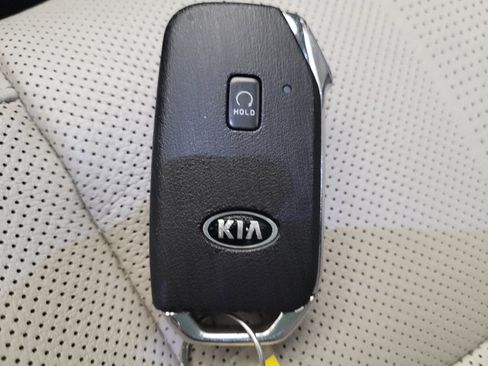 Used 2021 Kia Telluride EX w/ EX Premium Package image 32