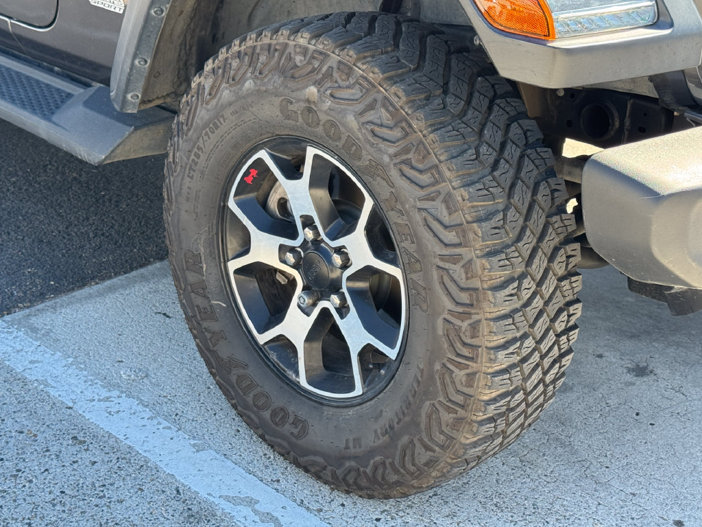 Used 2018 Jeep Wrangler Unlimited Sport S AWD/4WD image 15