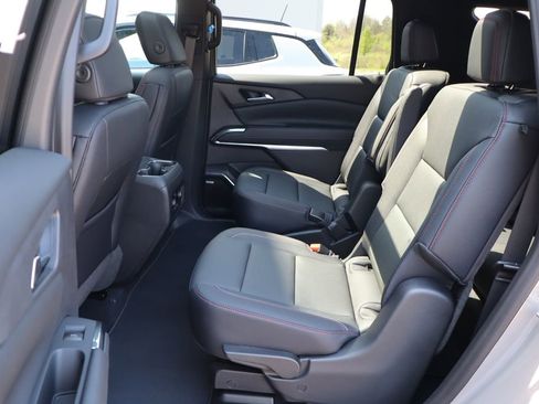 New 2026 Chevrolet Traverse Z71 w/ Enhanced Driving Package AWD/4WD image 44