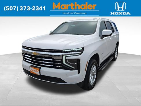 Used 2025 Chevrolet Tahoe LT AWD/4WD image 1