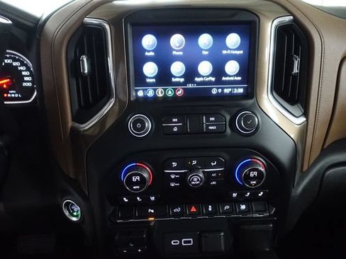 Used 2022 Chevrolet Silverado 1500 High Country w/ LPO, Dark Essentials Package AWD/4WD image 15