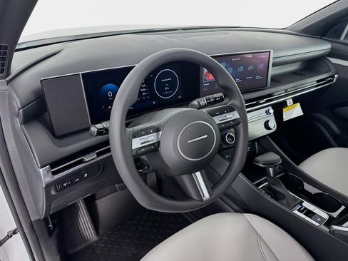 New 2025 Hyundai Santa Cruz SEL image 9