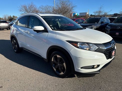 Used 2018 Honda HR-V EX-L image 10