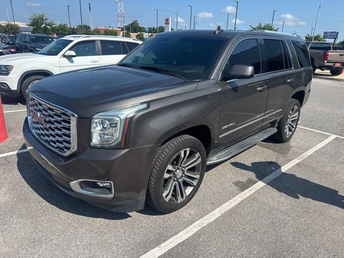 Used 2020 GMC Yukon Denali RWD image 1
