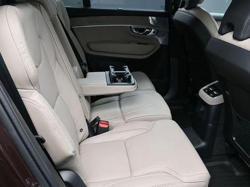 New 2026 Volvo XC90 T8 Ultra w/ Lounge Package AWD/4WD image 21